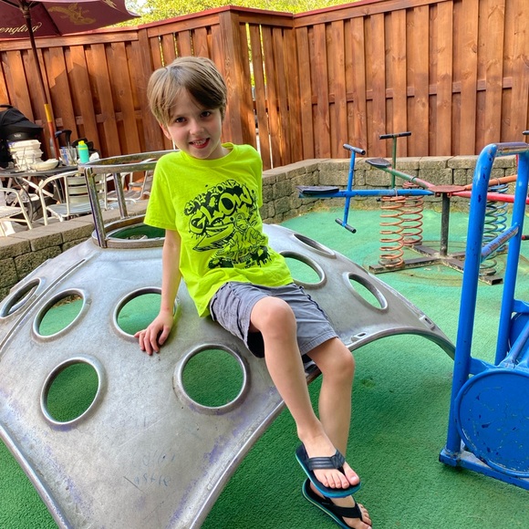 Meet your Posher, Holly - Picture 8 of 15